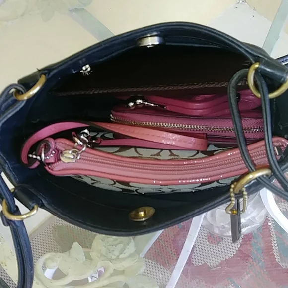 RARE VINTAGE COACH DIXON BAG